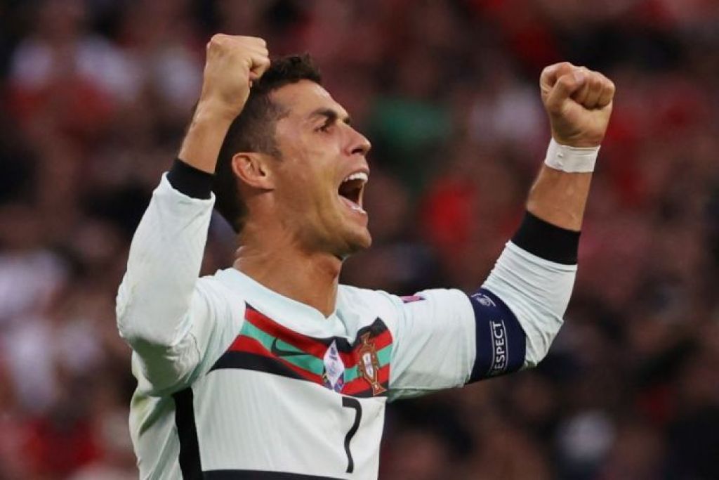Ronaldo Breaks Euro Goal-Scoring Record as Portugal Beats Hungary