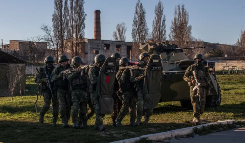 Russian Forces Hit Ukrainian Museum